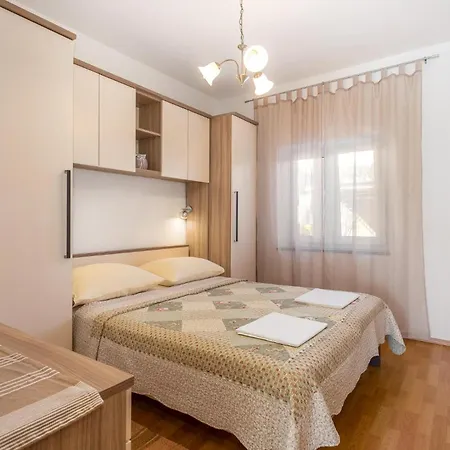 Gorgeous In Krk With Wifi Apartman *