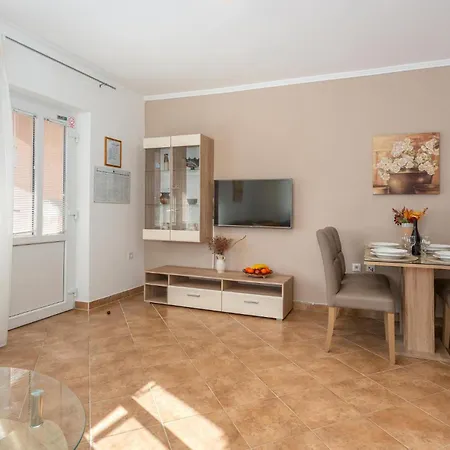 Apartament Cozy In Krk With Wifi *