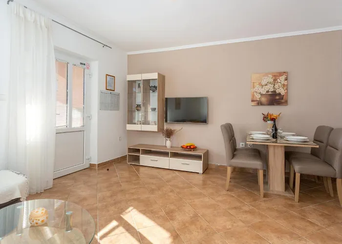 Apartman Cozy In Krk With Wifi *