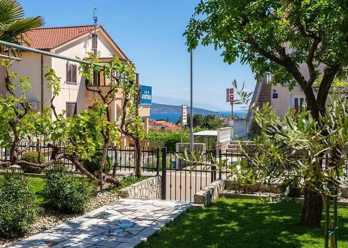 Cozy In Krk With Wifi